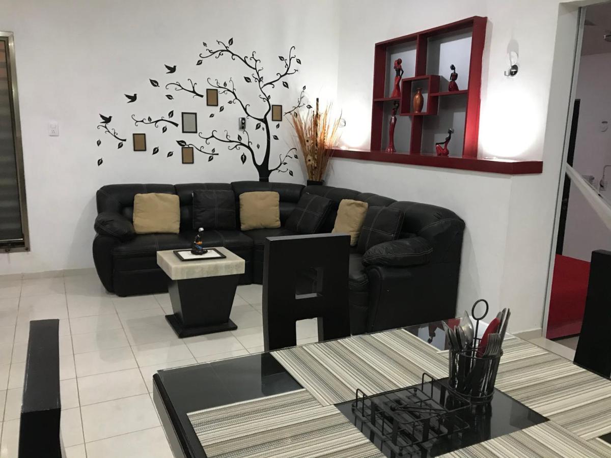 Apartmán Casa Lili 2: Luxurious/Amplio/Hot Water/Economic/Wifi/Tv Valladolid  Exteriér fotografie